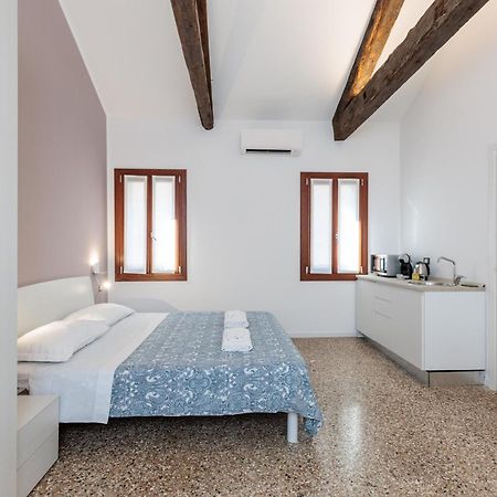 Апартаменты Accogliente Monolocale Veneziano2 Aria Condizionata, Vicino A Campus E Stazione Экстерьер фото